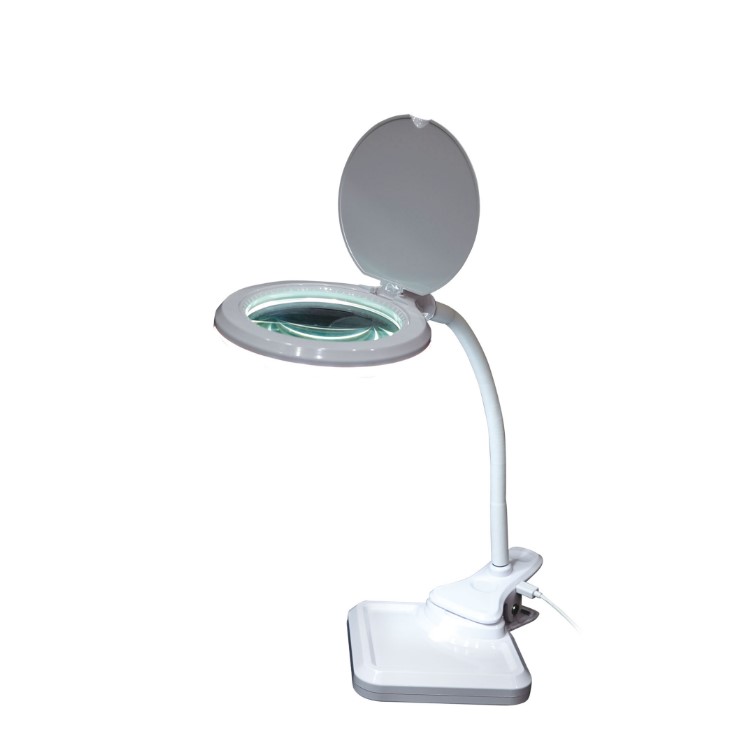 Divi vienā USB palielināmā LED lampa